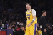 pg电子河南站-美网友赞叹东契奇新球鞋Jordan Luka 4：明晚战德国会首穿